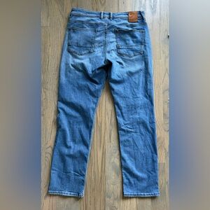 Tommy Bahama Blue Jeans